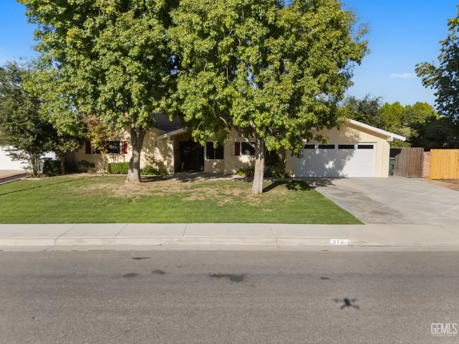316 BERMUDA STREET, Bakersfield, CA 93309 - #2