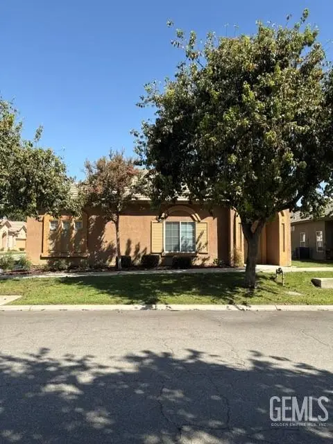 8508 WHITE ROCK, Bakersfield, CA 93312