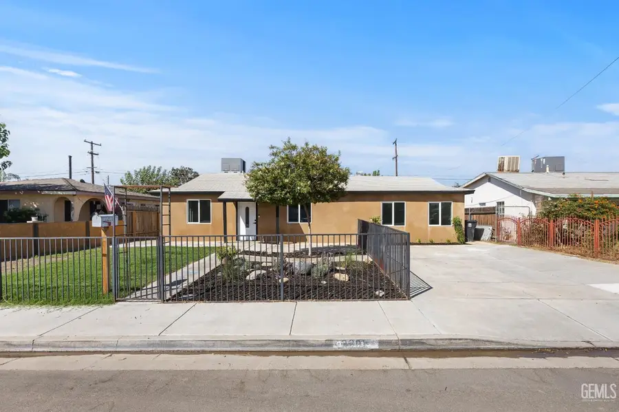 2201 ELAINE STREET, Bakersfield, CA 93304 - #2