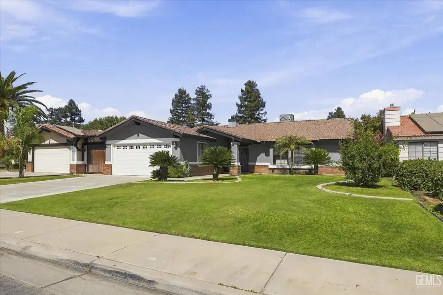 7708 ANGORAS COURT, Bakersfield, CA 93308 - #2