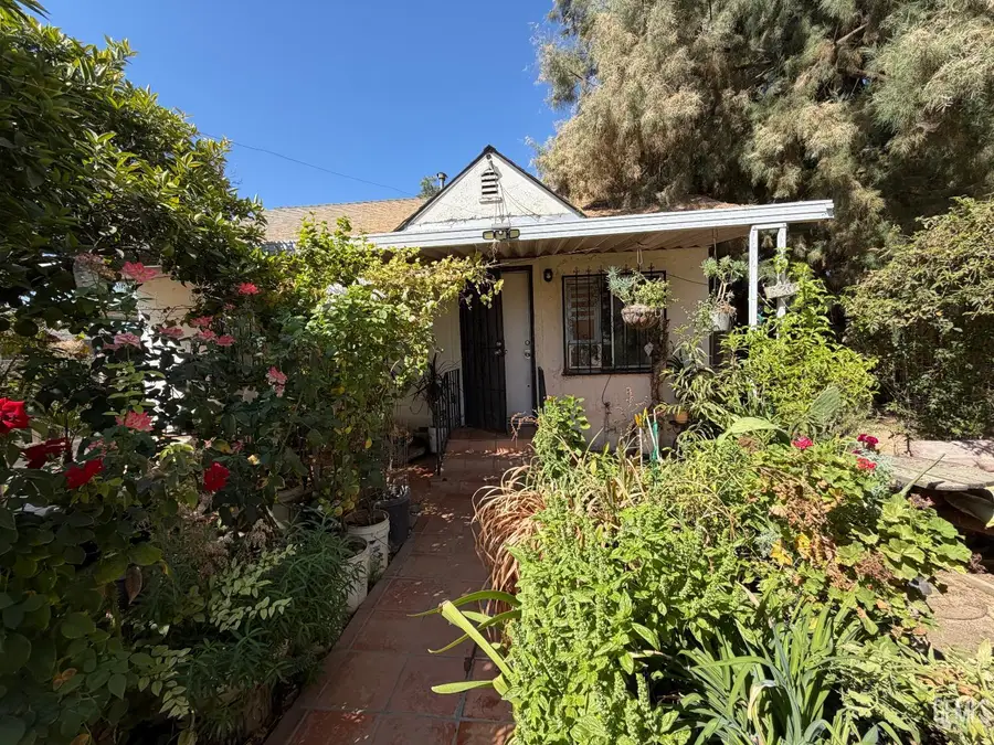 630 BEVERLY DRIVE, Bakersfield, CA 93307 - #2