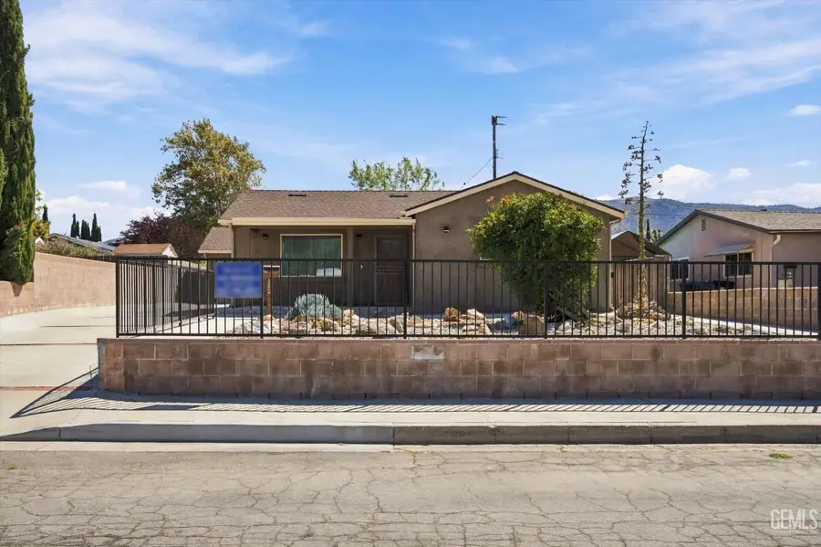 102 BRENTWOOD DRIVE, Tehachapi, CA 93561 - #2