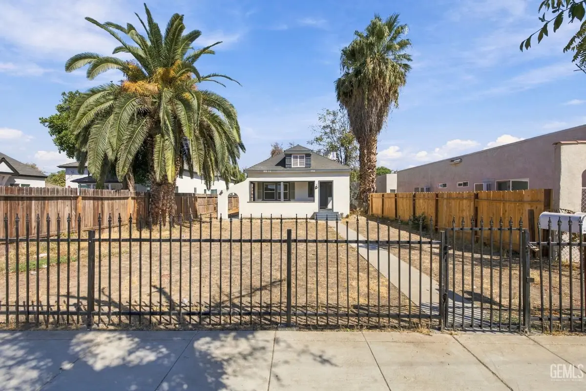 1802 FORREST STREET, Bakersfield, CA 93304 - #1