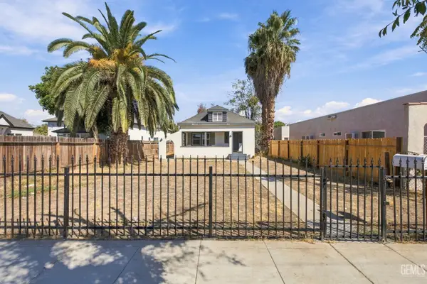 1802 FORREST STREET, Bakersfield, CA 93304