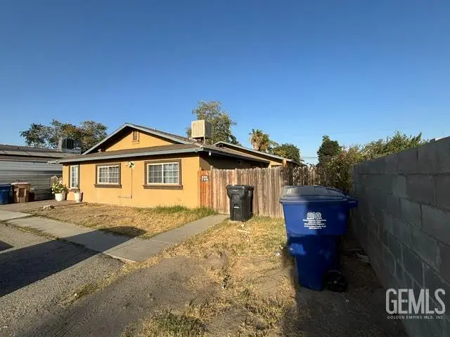 2320 MICHAEL STREET, Bakersfield, CA 93307 - #1