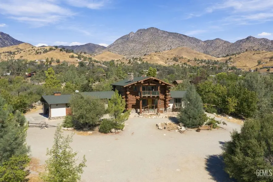 6425 WOFFORD BOULEVARD, Wofford Heights, CA 93285 - #3