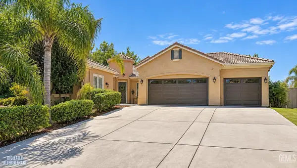 6702 CANALETTO AVENUE, Bakersfield, CA 93306