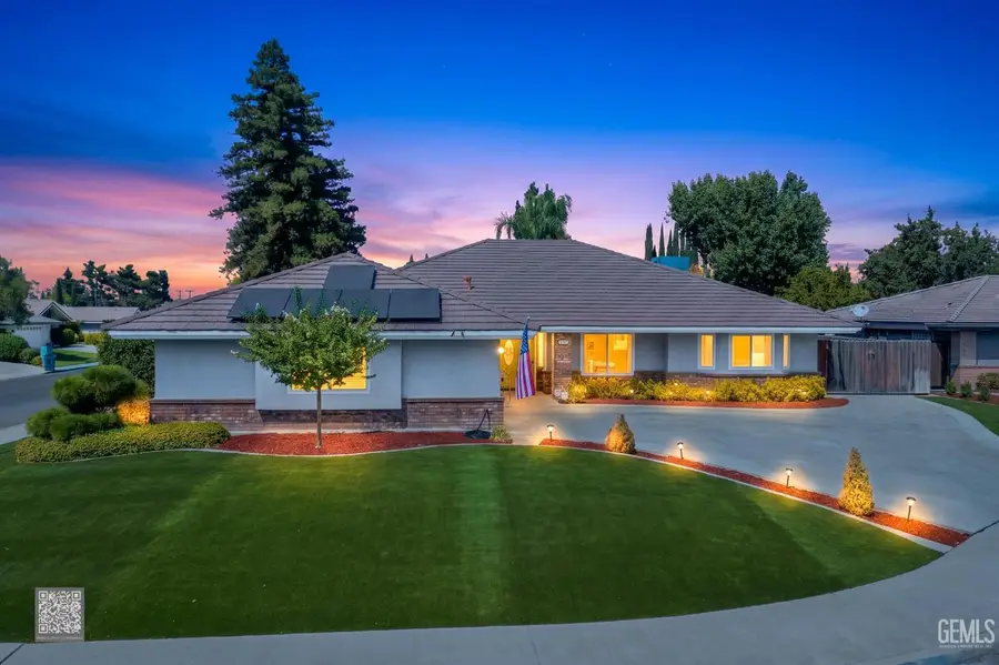 5101 DEWALT STREET, Bakersfield, CA 93308 - #2