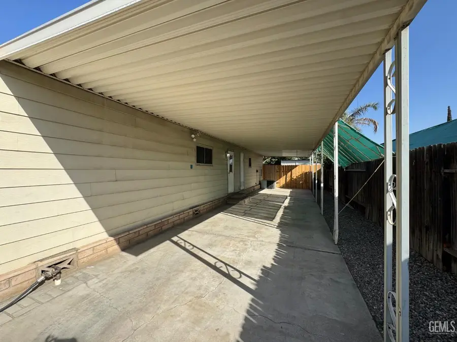 3508 BILTMORE LANE, Bakersfield, CA 93313 - #3