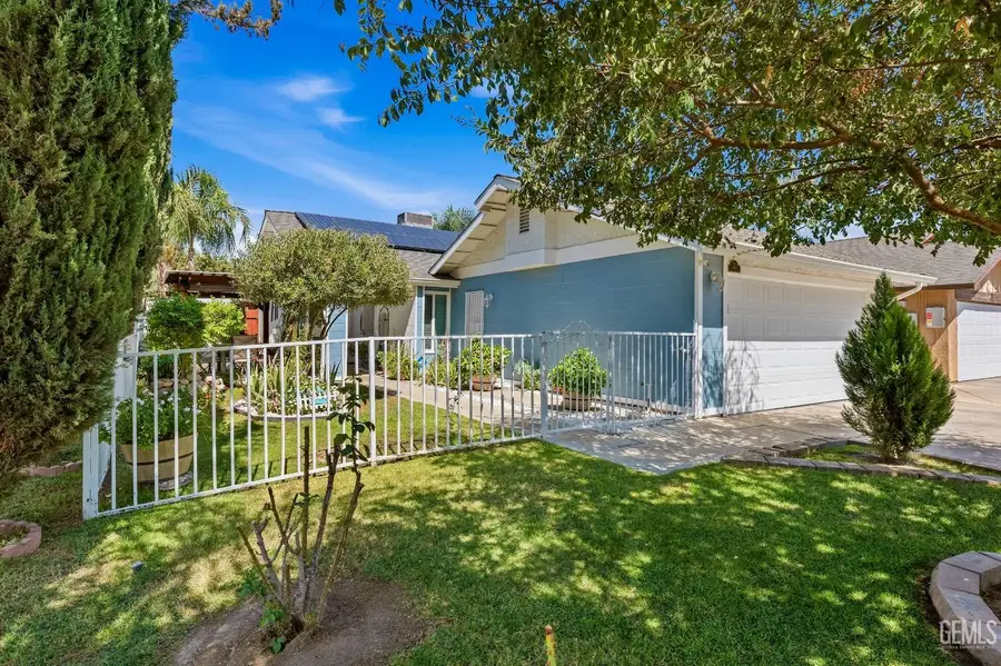 1004 ADELAIDE AVENUE, Bakersfield, CA 93307 - #2