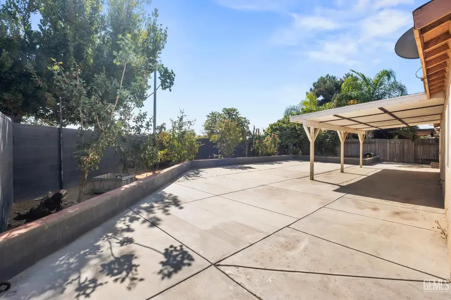 603 CALLE DEL SOL STREET, Bakersfield, CA 93307 - #3