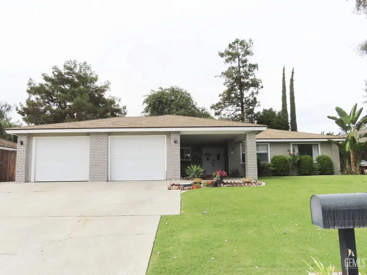 1907 MANNING STREET, Bakersfield, CA 93309 - #1
