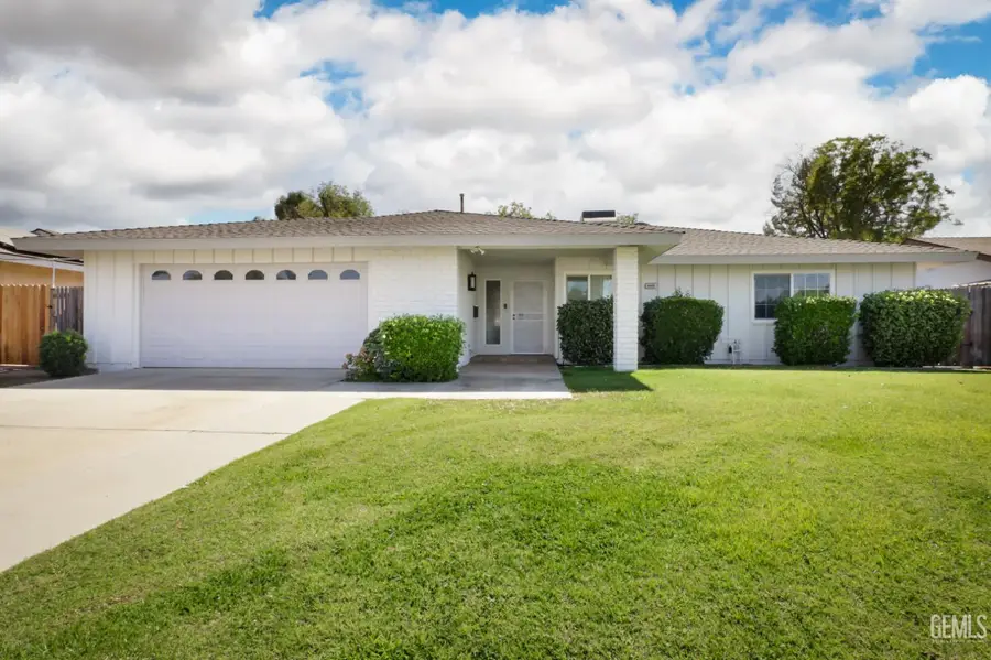 6009 DESERT HILLS AVENUE, Bakersfield, CA 93309 - #2