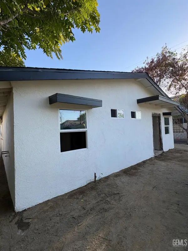 913 JEFFREY STREET, Bakersfield, CA 93305