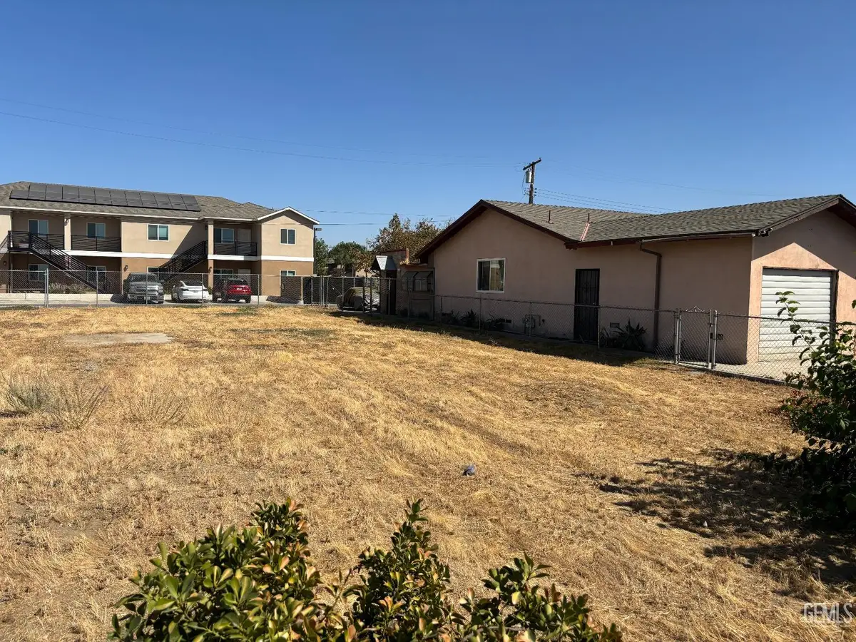 1942 DOVER STREET, Delano, CA 93215 - #1