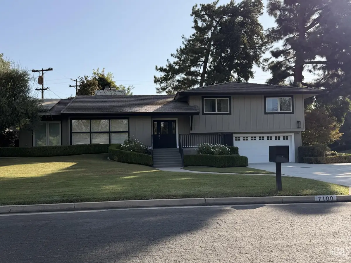 7100 SAINT ANDREWS DRIVE, Bakersfield, CA 93309 - #1