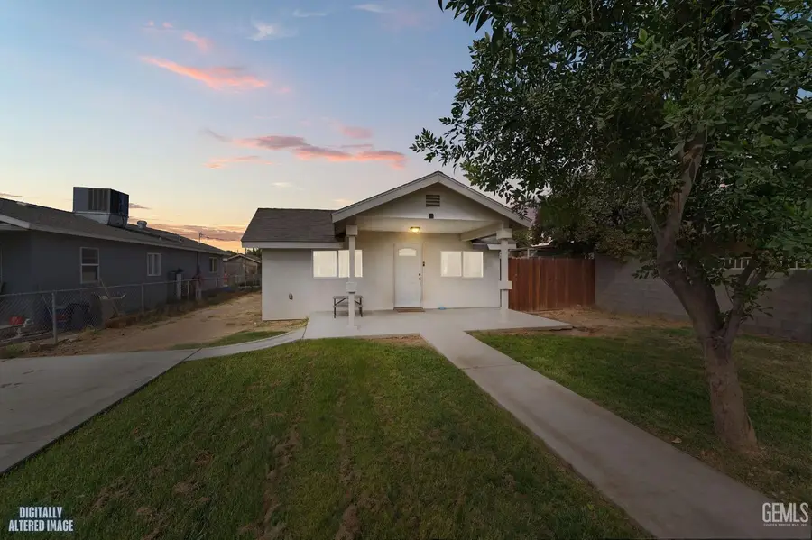11012 SAN FERNANDO STREET, Lamont, CA 93241 - #2