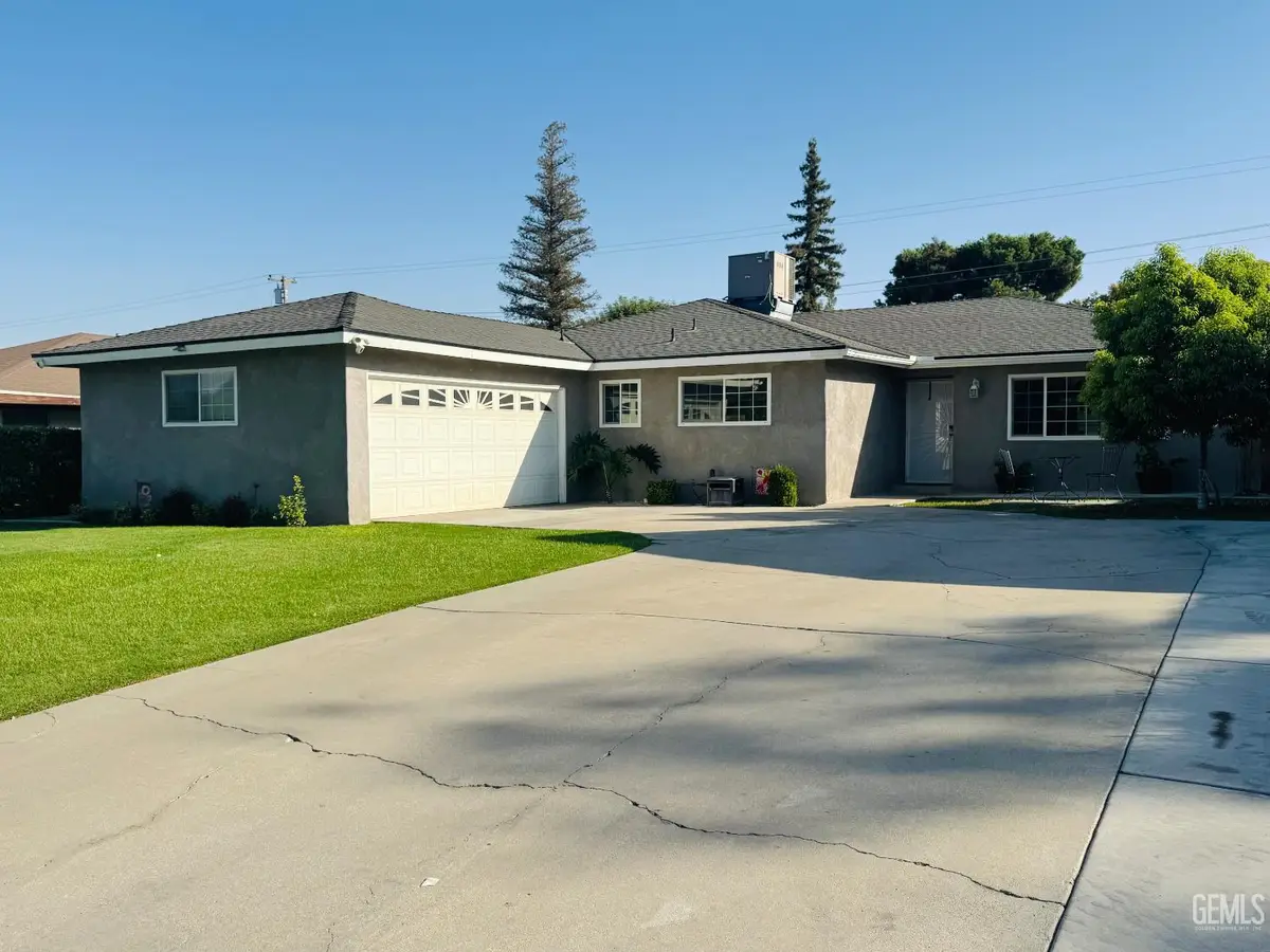 3905 MADRID AVENUE, Bakersfield, CA 93309 - #1