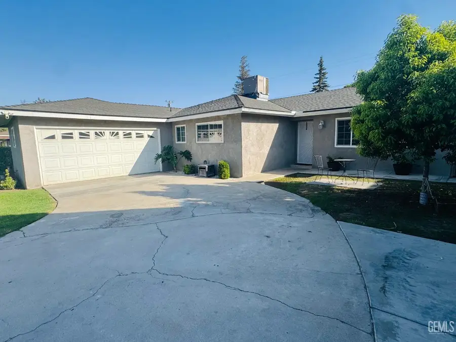 3905 MADRID AVENUE, Bakersfield, CA 93309 - #2