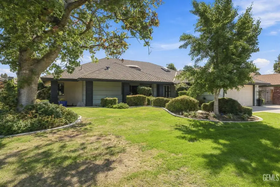 9505 WANDERING OAK DRIVE, Bakersfield, CA 93311 - #2