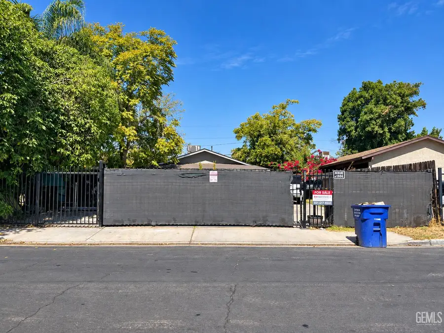 2528 SECURITY AVENUE, Bakersfield, CA 93306 - #2