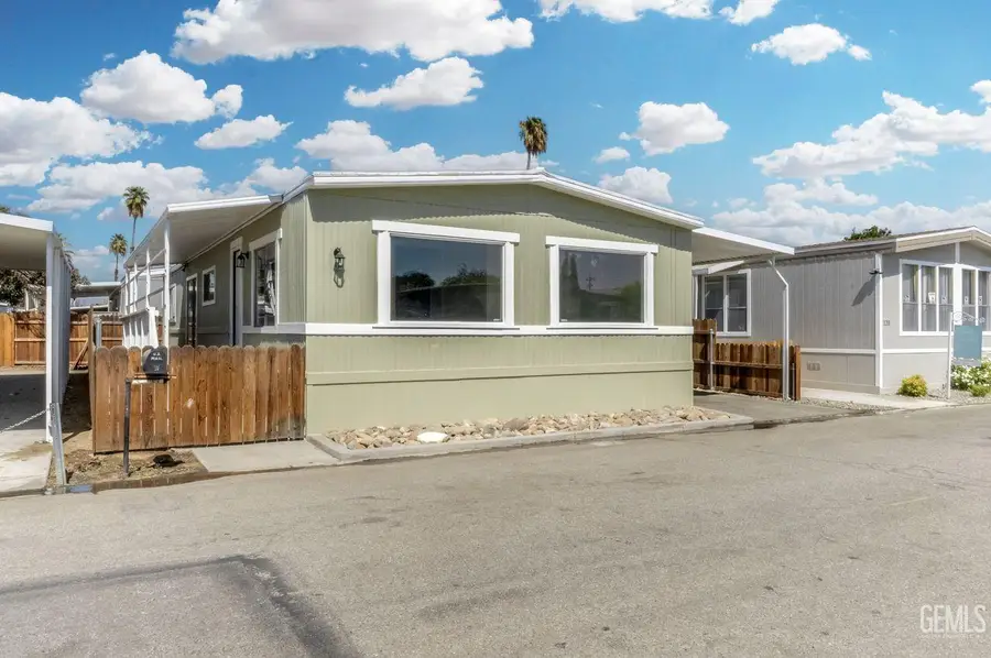 121 CEDARWOOD LANE, Bakersfield, CA 93308 - #2