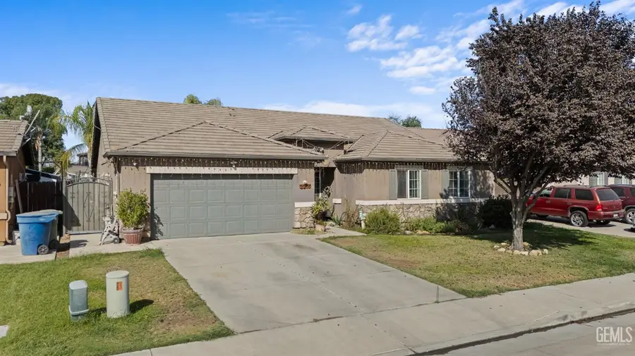 2215 FIORI STREET, Delano, CA 93215 - #2