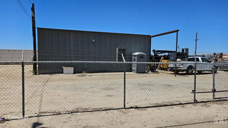 2631 HENRY LANE, Bakersfield, CA 93308 - #3