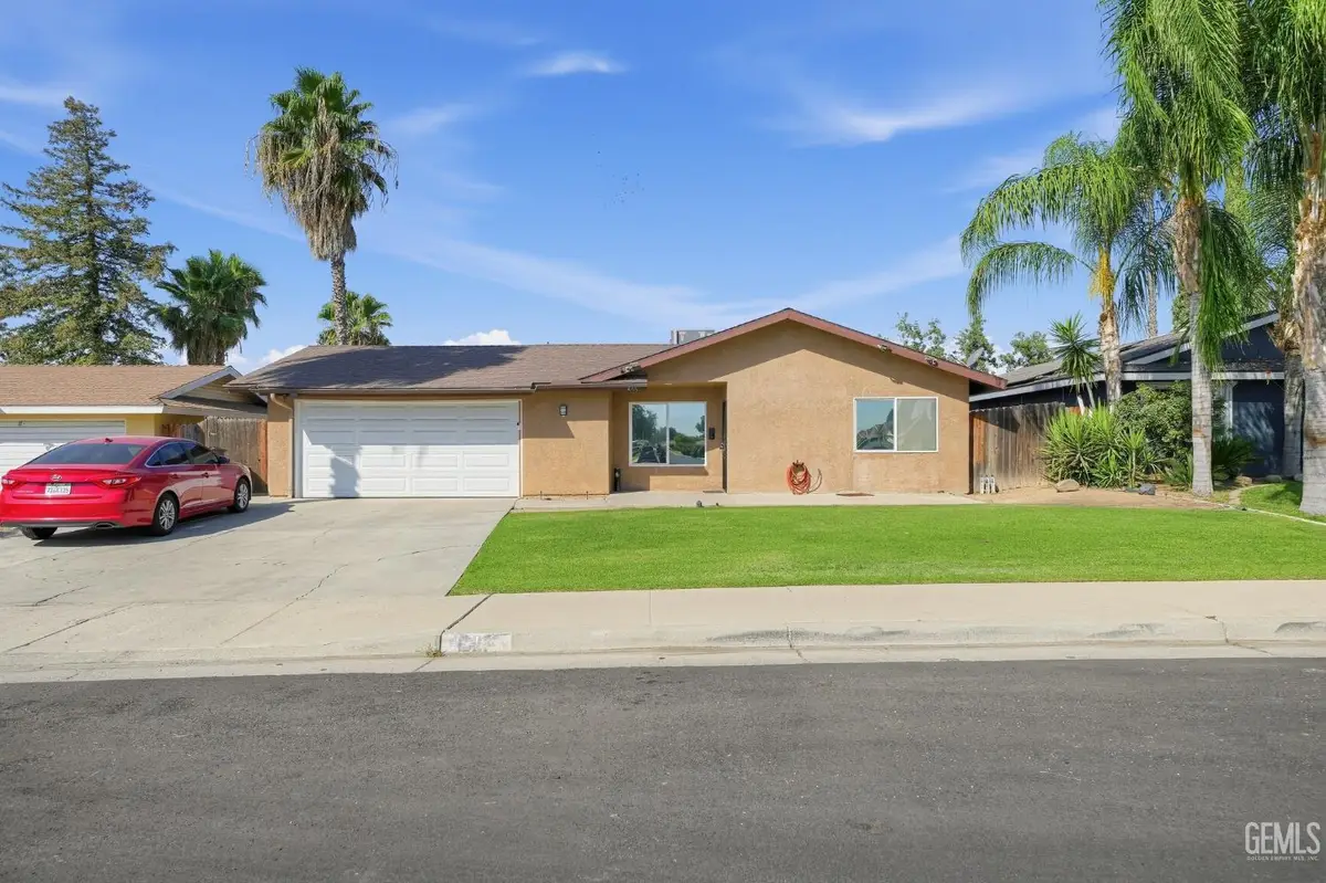 4501 HIGHLAND HILLS STREET, Bakersfield, CA 93308 - #1