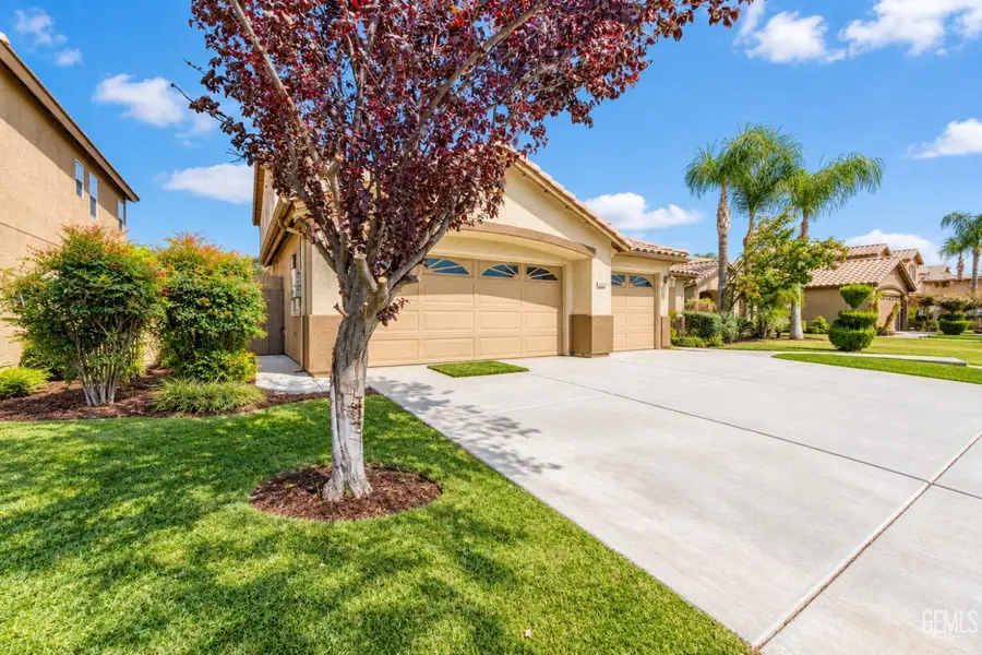 9018 ROCKAWAY BEACH COURT, Bakersfield, CA 93311 - #2