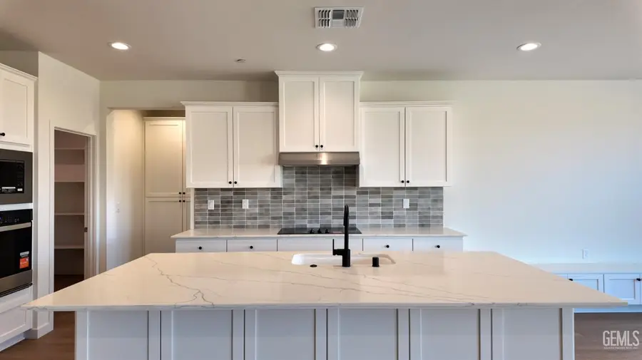 10626 STORA ALVARET STREET, Bakersfield, CA 93311 - #3