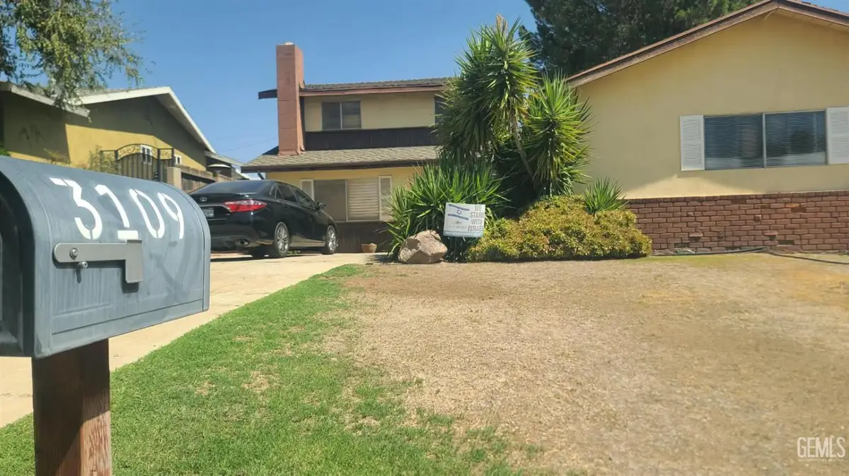 3109 PESANTE ROAD, Bakersfield, CA 93306 - #1