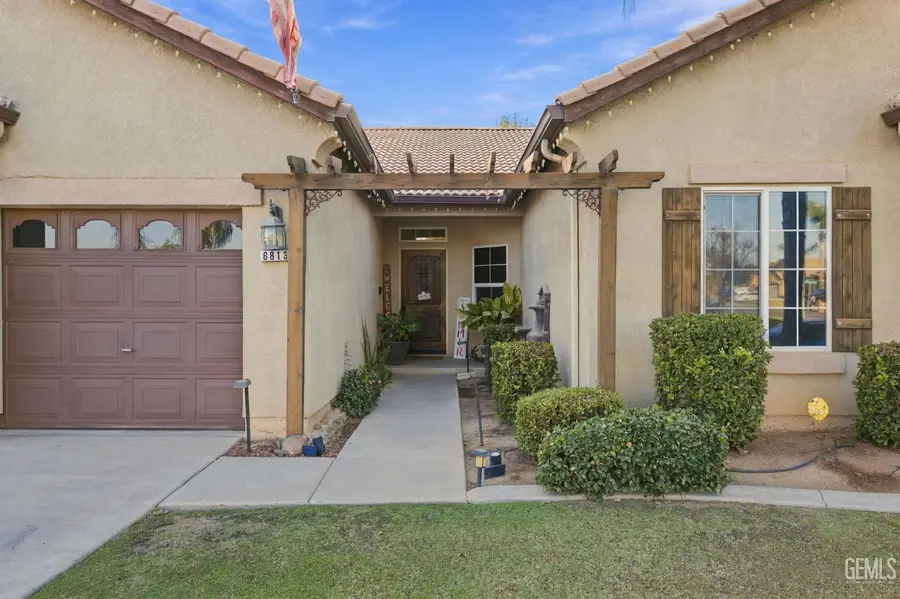 6813 NETTLETON STREET, Bakersfield, CA 93312 - #2