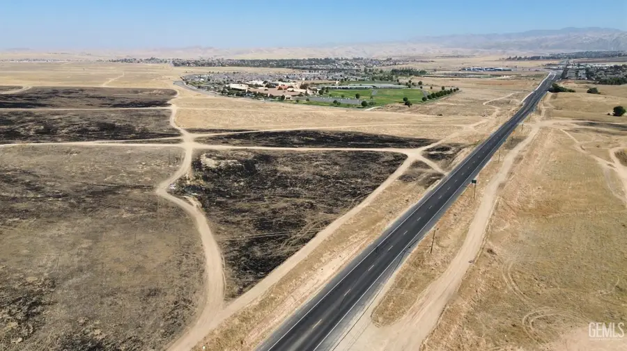 9800 KERN CANYON ROAD, Bakersfield, CA 93306 - #2