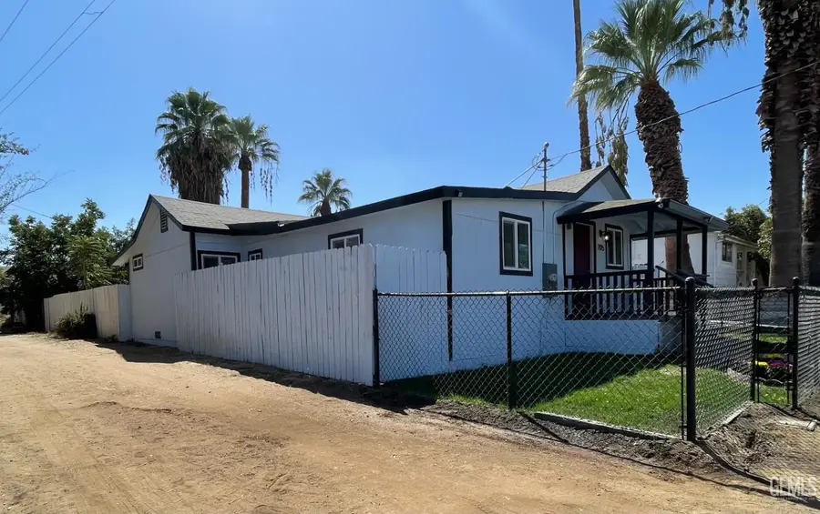705 CRYSTAL STREET, Taft, CA 93268 - #2