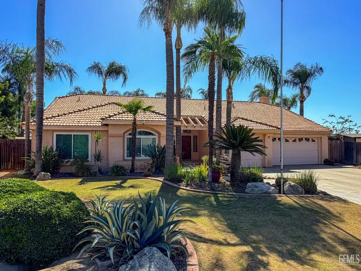 808 QUINTANA DRIVE, Bakersfield, CA 93314 - #1
