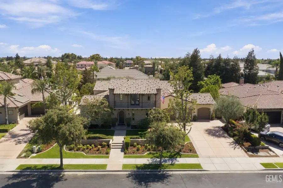 2114 TIVERTON DRIVE, Bakersfield, CA 93311 - #2