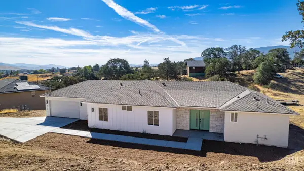 21204 STAGE DRIVE, Tehachapi, CA 93561