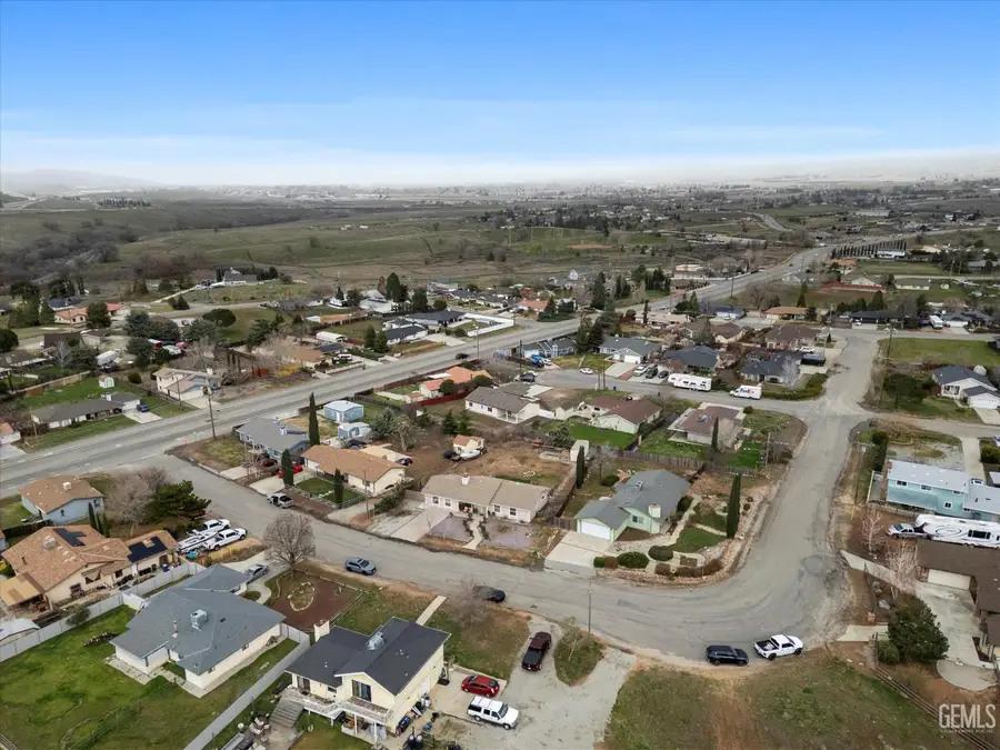 19720 KID PLACE, Tehachapi, CA 93561 - #3