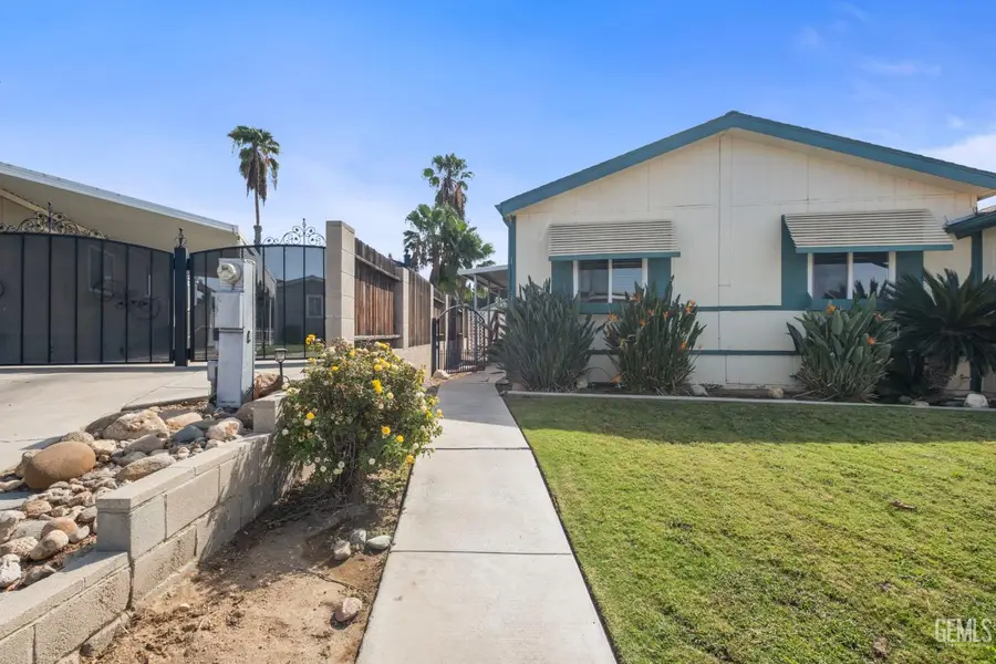 9000 EASTWIND CIRCLE, Bakersfield, CA 93306 - #3