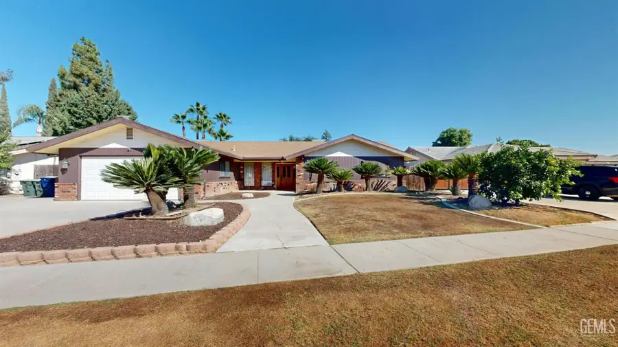 7908 KIMBERLY AVENUE, Bakersfield, CA 93308 - #2