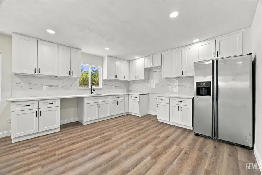 30725 RODRIGUEZ STREET, Shafter, CA 93263 - #3