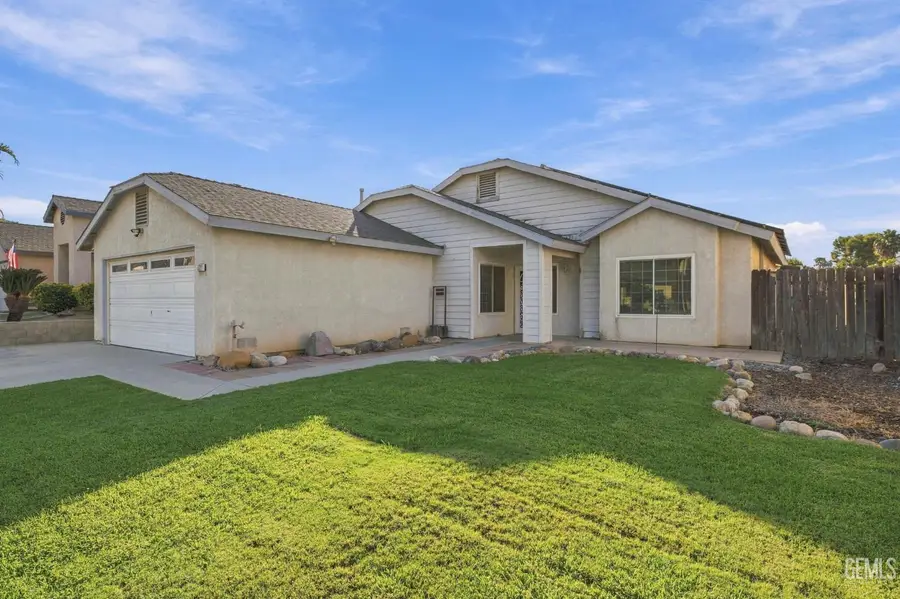 6217 CASTLE CARY DRIVE, Bakersfield, CA 93306 - #2