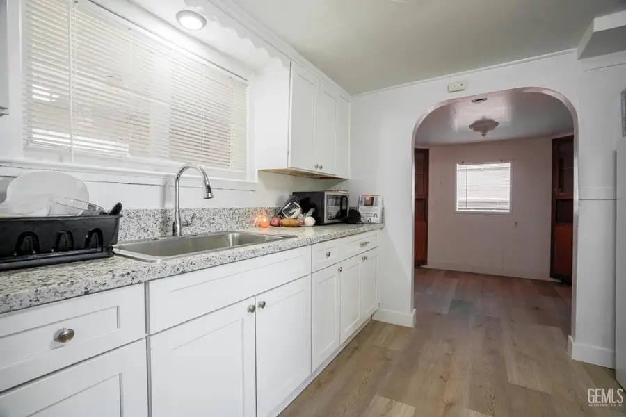 3819 MITCHELL AVENUE, Bakersfield, CA 93306 - #3