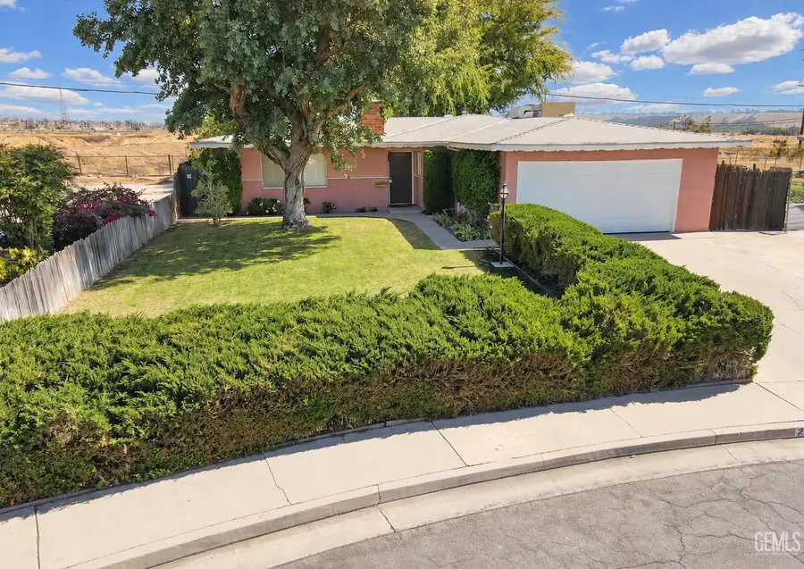 2304 OTTO LANE, Bakersfield, CA 93308 - #2