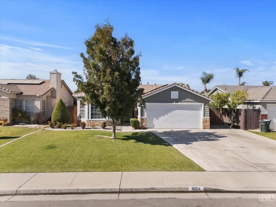 8604 MAINSAIL DRIVE, Bakersfield, CA 93312 - #3