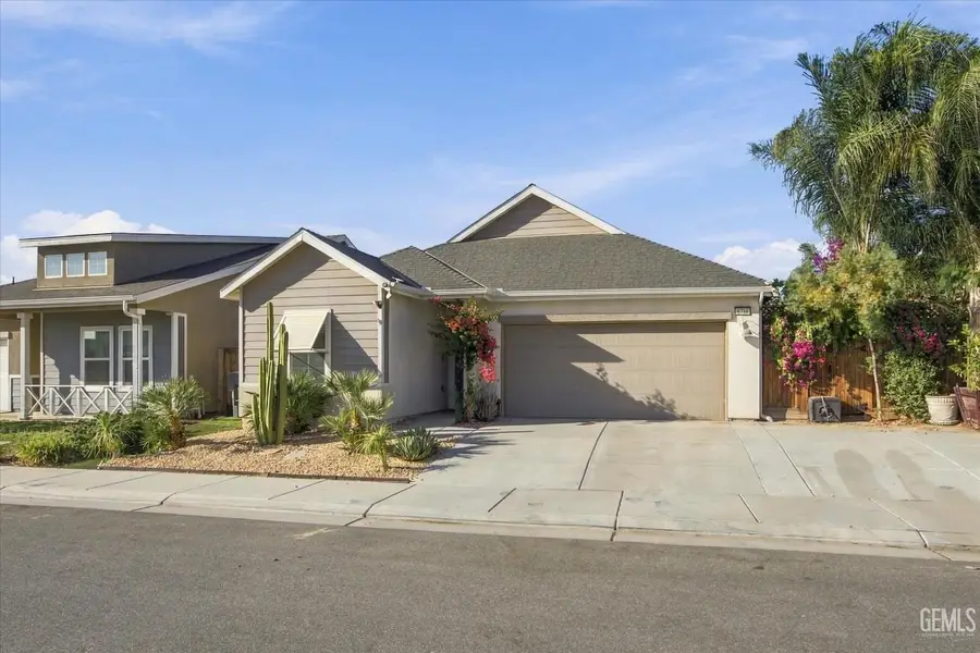9716 COBBLE CREEK DRIVE, Shafter, CA 93263 - #3