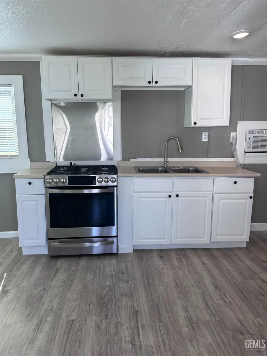 3219 GULF STREET #43, Bakersfield, CA 93308 - #3