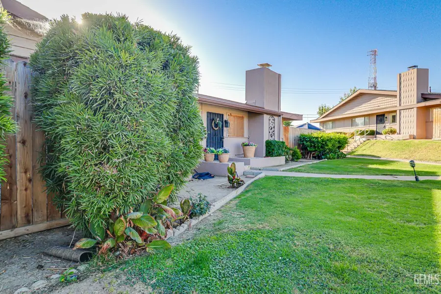 4005 ETON STREET, Bakersfield, CA 93306 - #3