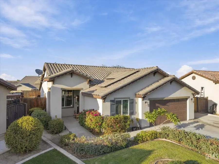 9212 SNOWY RIVER DRIVE, Bakersfield, CA 93311 - #3